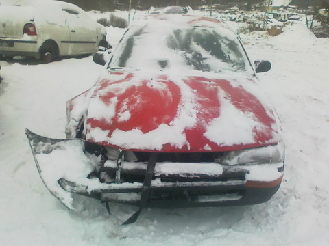 Подержанные Автозапчасти Toyota COROLLA 1994 1.3 автоматическая хэтчбэк 4/5 d. красный 2012-12-15